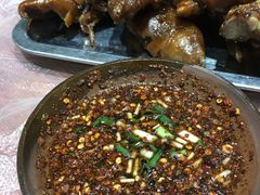 -王万妈卤猪脚(青岩交通路)