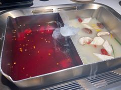 番茄菌菇牛油锅底-九鼎轩脆毛肚火锅(南京东路店)