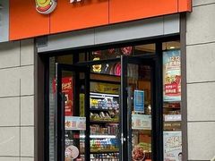 -来伊份(仙霞路二店)
