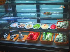 自助取餐区-小金鬼·煎饺·鸽子汤
