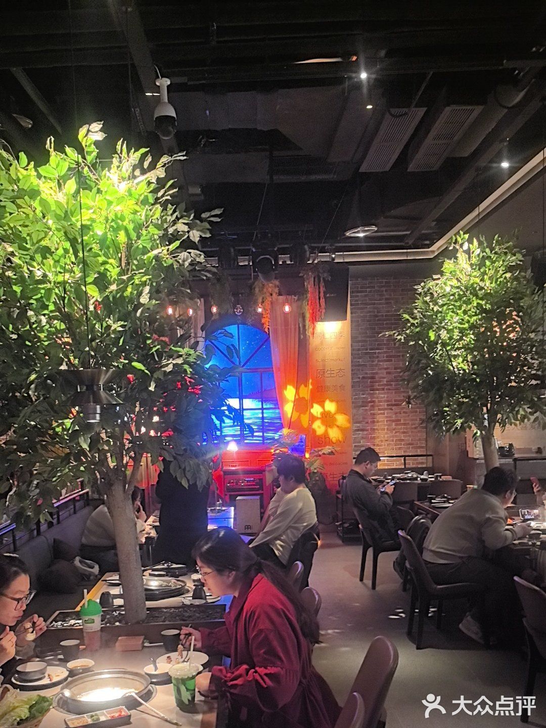 同仁四季 椰子鸡 火锅 清汤 音乐 冬天