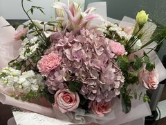 -上海星瀚奔驰4S店(红柳路店)