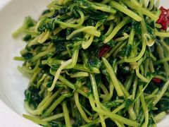 炝拌青豆尖-伊祥·敦煌楼