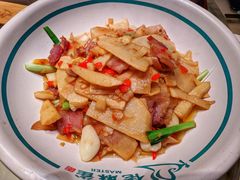 -佬麻雀·新湘菜(珠海金发购物中心店)