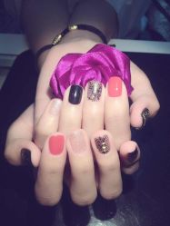 -EMILY艾枚莉美甲美睫·美颜·现磨咖啡