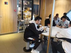 -麦当劳(中山大道中店)