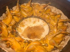 -头上红煨盐鸡·非遗院子餐厅