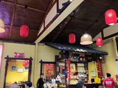 -富正毅三下锅·湘西韵味(天门山索道店)