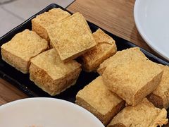 金陵炸臭豆腐-宝记烧烤·碳锅羊肉·羊蝎子火锅·夜食社(文体路创始店)