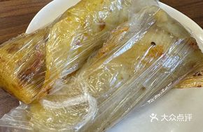 Potato Shreds Wrapped with Preserved Pork