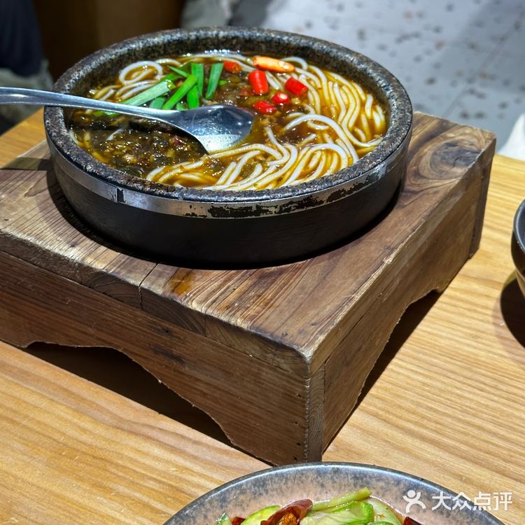 口味略重不过非常实惠