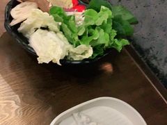 -呷哺呷哺 小火锅 (浦东新欧尚超市店)