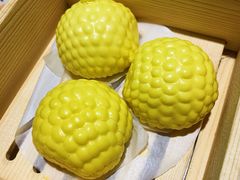 高颜值流沙包-隆隆金大茶楼(地王广场店)