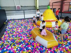-天空之城蹦床攀岩运动馆·团建拓展·亲子游乐·生日派对(合肥店)