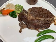 -洛缦音乐餐厅(工业展览馆万象城店)