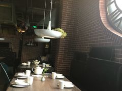 -青叶202都市餐厅(迪诺水镇店)
