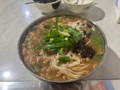 -正宗杨记普洱酸醋米线(总店)