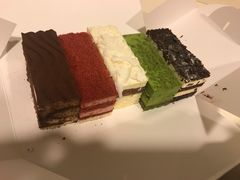 -坤思特1688咖啡(五洲花城店)