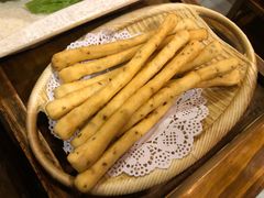 茴香小油条-唇辣号重庆老火锅(亦庄店)