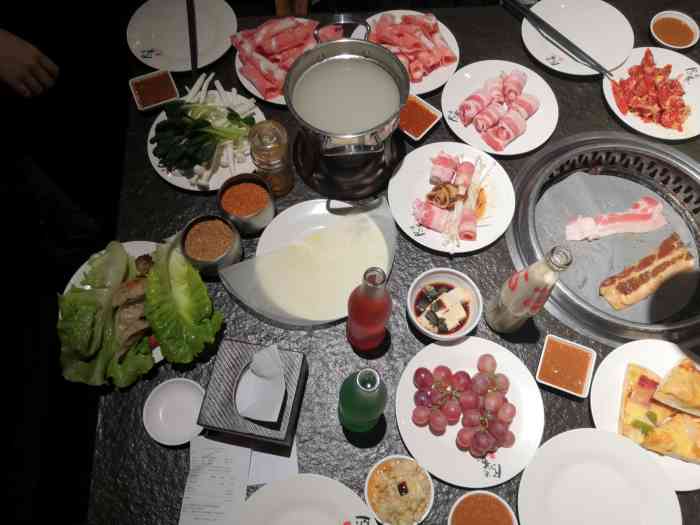 金达莱自助烤肉(南中环店)-"上学的时候觉得这里很不错,品种多又丰盛