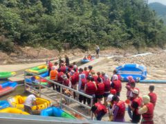 -龙井峡漂流