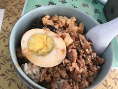 肉燥饭-品味轩(华山路店)