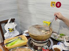 -威邵鸡煲(西华路总店)