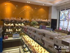 面包甜点陈列柜-凯司令(蒙自路店)