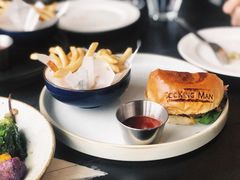 经典牛肉汉堡-Cooking Man(中懋天地店)