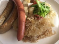 -LENBACH兰巴赫西餐啤酒坊(大连星海广场店)