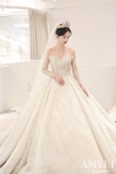 -艾米丽婚纱礼服