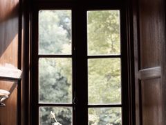 -Nathalie Djurberg与Hans Berg“牛皮纸包裹的月亮”-Prada荣宅当季展览