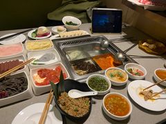 -海底捞火锅(宝龙广场夜宵主题店)