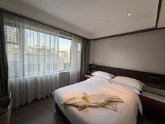 -府上酒店(广州火车站越秀公园地铁站店)