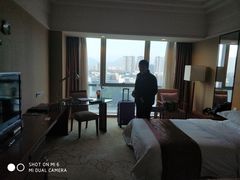 -峨眉山世纪阳光大酒店(峨眉高铁站店)