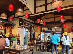 -富正毅三下锅·湘西韵味(天门山索道店)