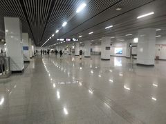 -龙溪路(地铁站)