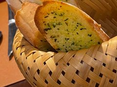 -Golden Lily河内巴黎法越料理餐厅(建国西路店)