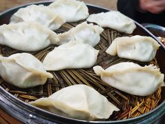 -清真老铁家灌汤包