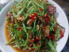 藜蒿炒腊肉-江南古镇味道·私房菜