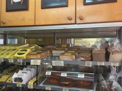 面包甜点陈列柜-安德鲁饼店(总店)