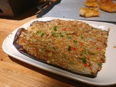 烤茄子-路边摊小炉子烧烤