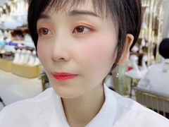 -LAQUEEN 时尚健康假发(万象城总店)