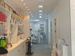 -蕾特恩专业祛痘国际连锁