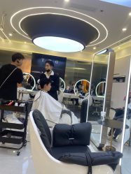 -CE·专业蛋白•羽毛接发·潮色烫染品牌店