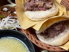 -闫家驴肉老店(华电一校店)