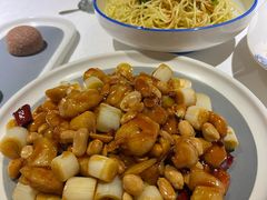 宫爆鸡丁-雲蜀龙阁·金牌水煮鱼(方庄店)