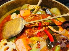 -毛肚向右·川渝毛肚王(经开永旺店)