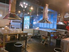 大堂-马路牙子地桌烤肉(工体店)