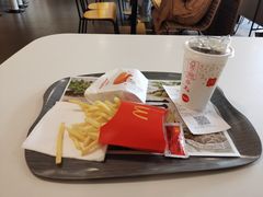 -麦当劳(中山大道中店)